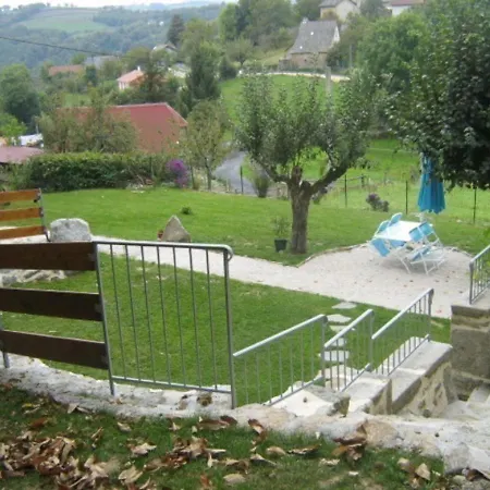 Gite Leucamp, 2 Pieces, 3 Personnes - Fr-1-742-463 Holiday home *