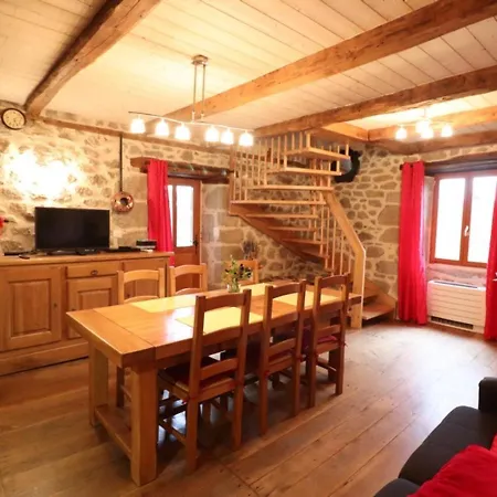 Holiday home Gite Leucamp, 2 Pieces, 3 Personnes - Fr-1-742-463 Leucamp