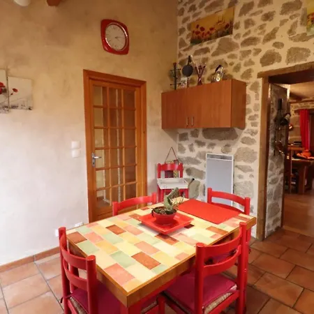 Gite Leucamp, 2 Pieces, 3 Personnes - Fr-1-742-463 Holiday home *